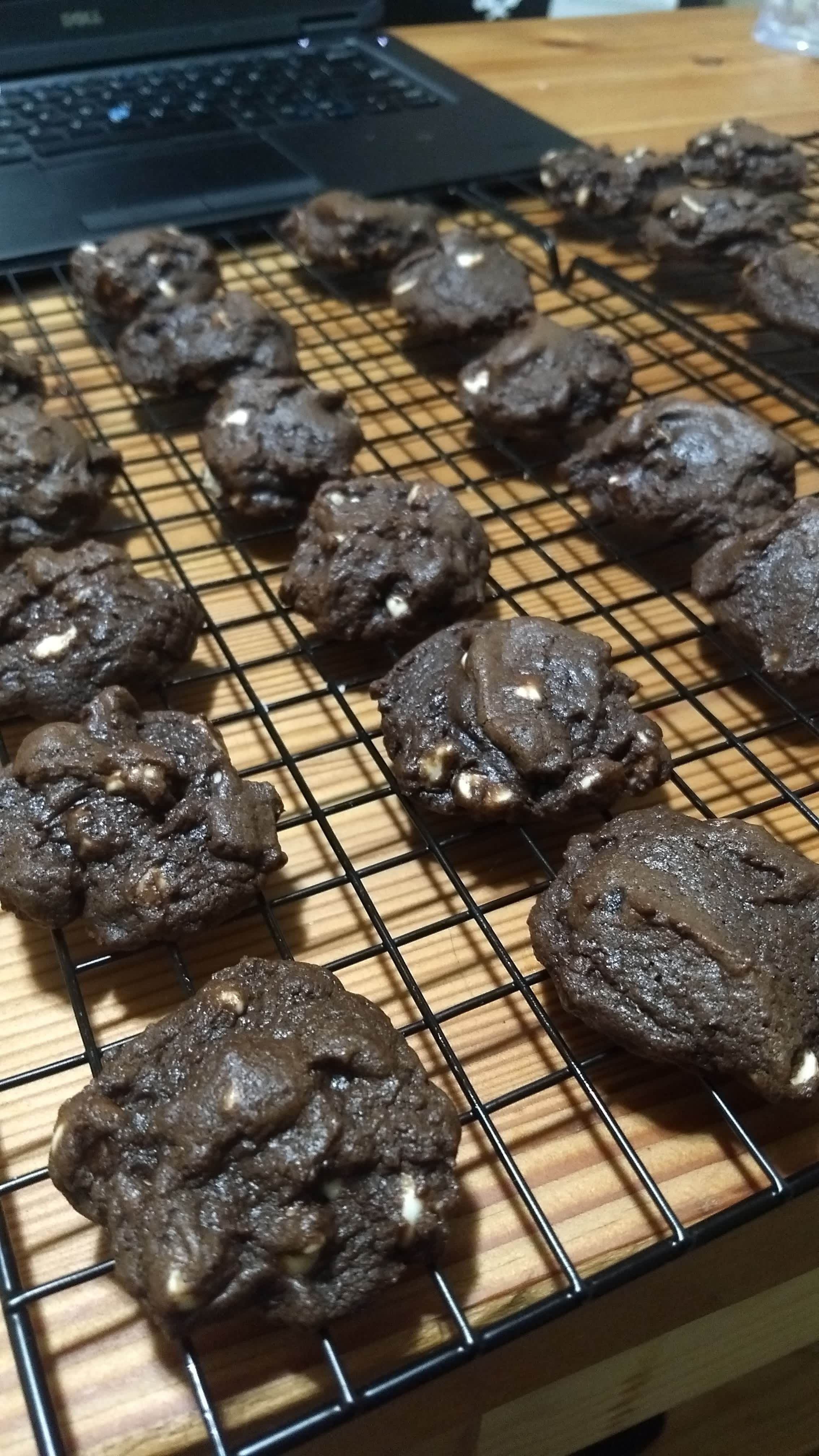 Chewy Chocolate Cookies