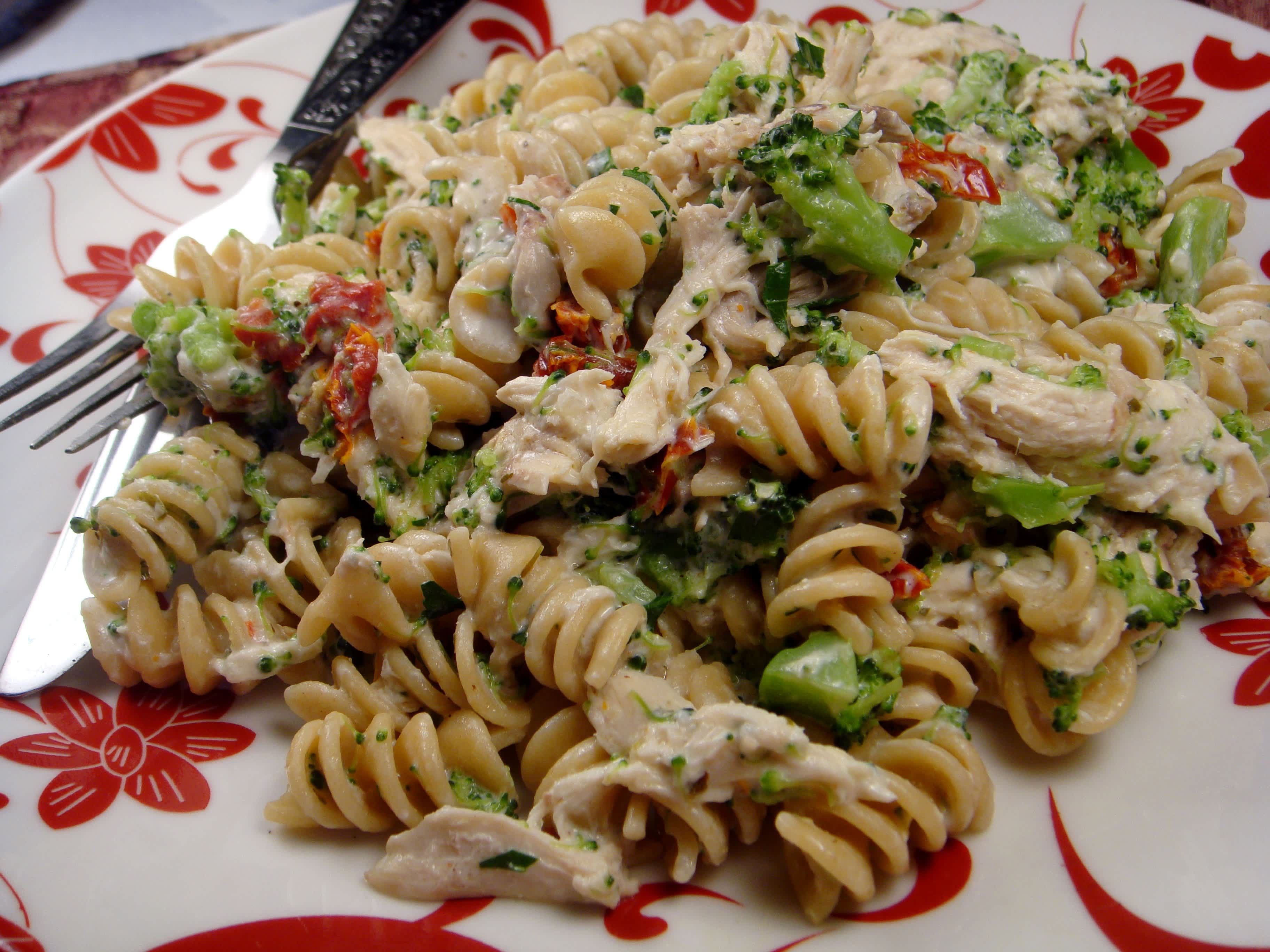 Chicken Broccoli Pasta