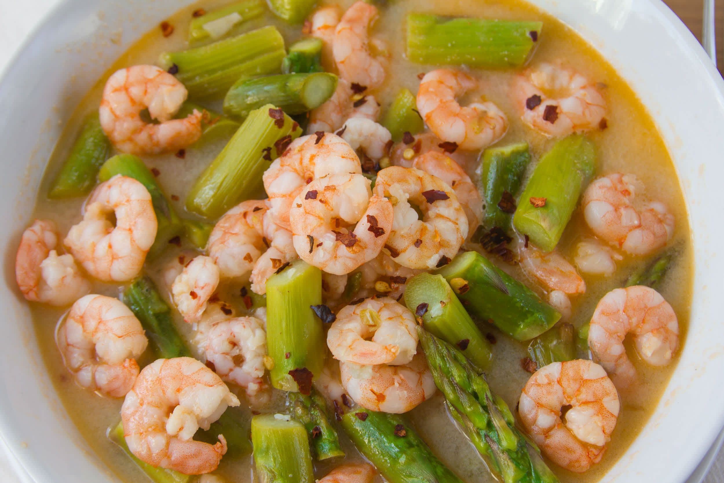 garlic shrimp with asparagus