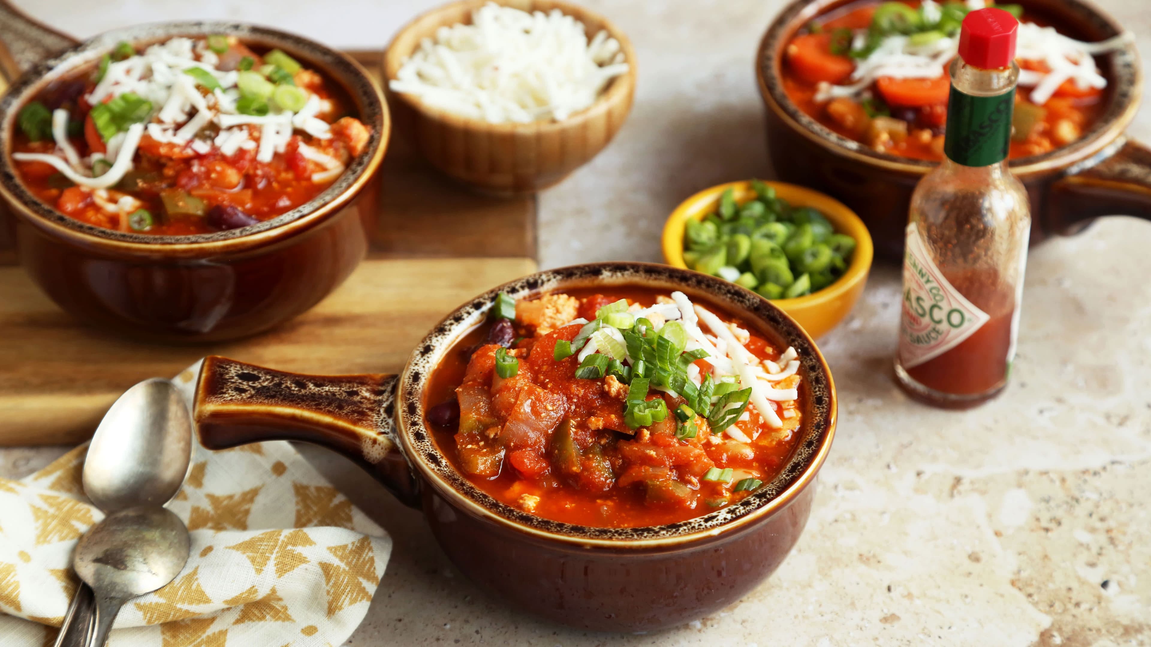 Hearty Vegetarian Tofu Chili