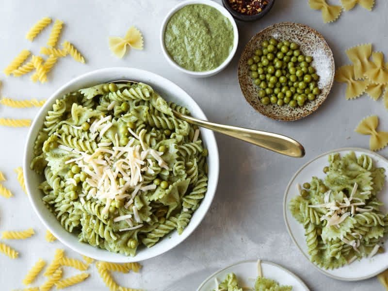 Pasta, Pesto and Peas