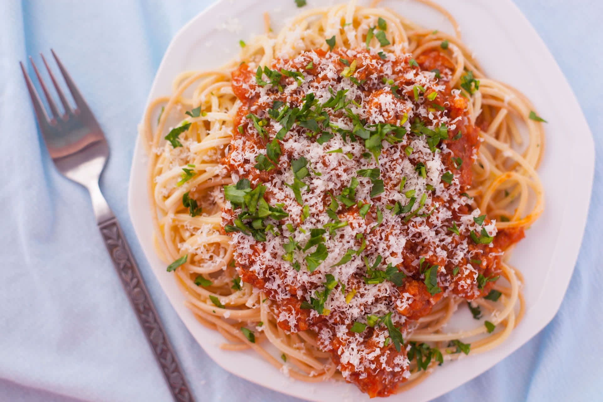 Spaghetti Bolognese (The Easy Way)